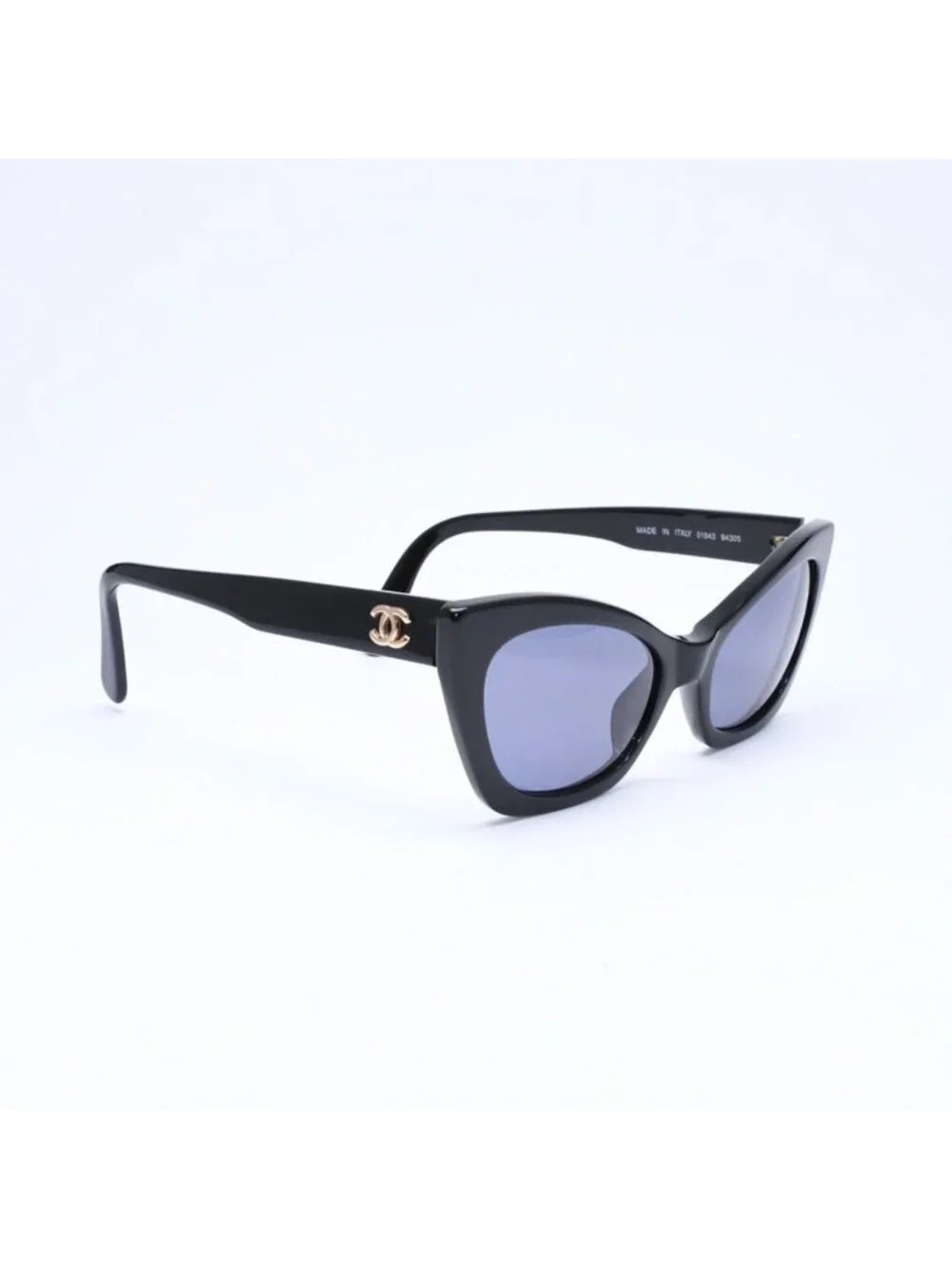 Chanel Cat's Eye Sunglasses Eyewear CC Logo Black Gold